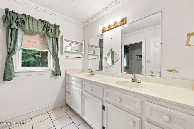 303 Harvey Circle, Grifton, NC 28530