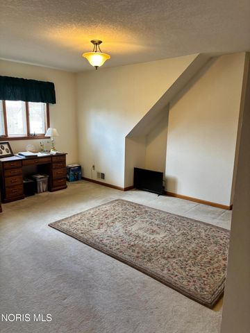 6901 Heather Cove Place, Maumee, OH 43537