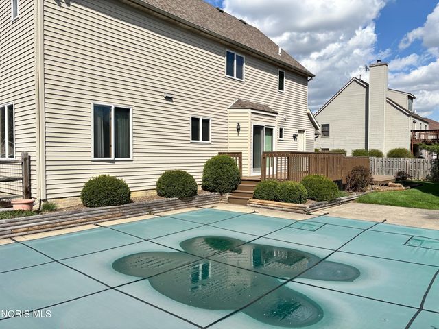 6901 Heather Cove Place, Maumee, OH 43537