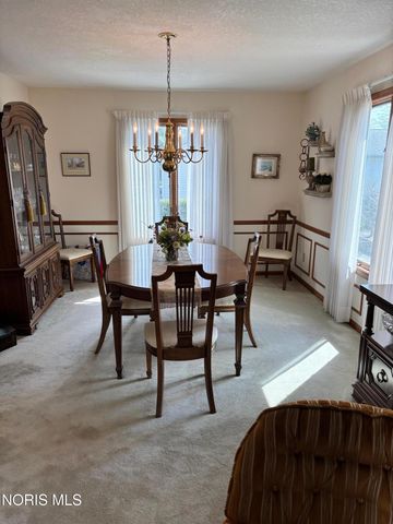 6901 Heather Cove Place, Maumee, OH 43537