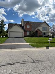 6901 Heather Cove Place, Maumee, OH 43537