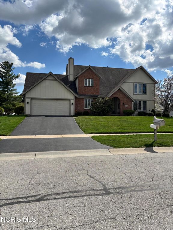 6901 Heather Cove Place, Maumee, OH 43537