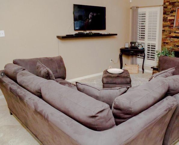 10114 Kirkvale Drive, Houston, TX 77089