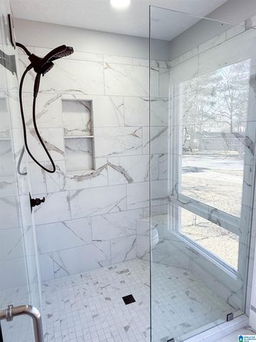 2032 GLEN DAVIS LANE, Oxford, AL 36203