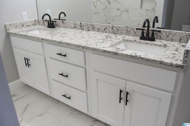 2032 GLEN DAVIS LANE, Oxford, AL 36203