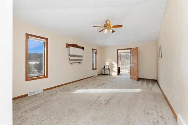 N946 Lauterbach ROAD, La Crosse, WI 54601