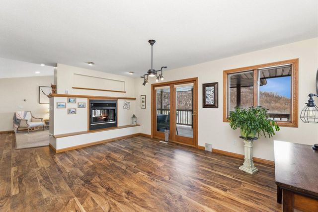 N946 Lauterbach ROAD, La Crosse, WI 54601