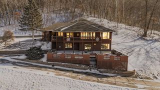 N946 Lauterbach ROAD, La Crosse, WI 54601