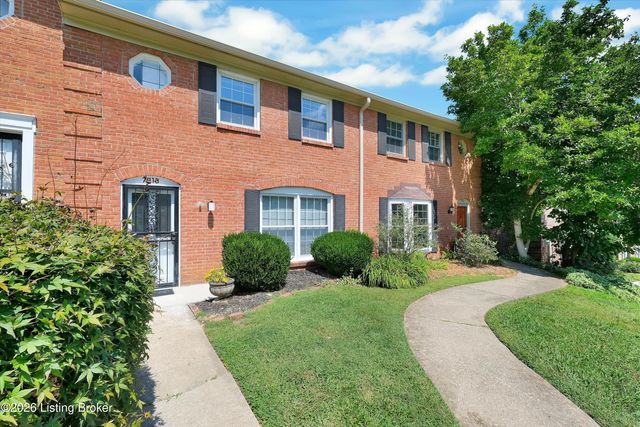7813 Montero Dr, Prospect, KY 40059