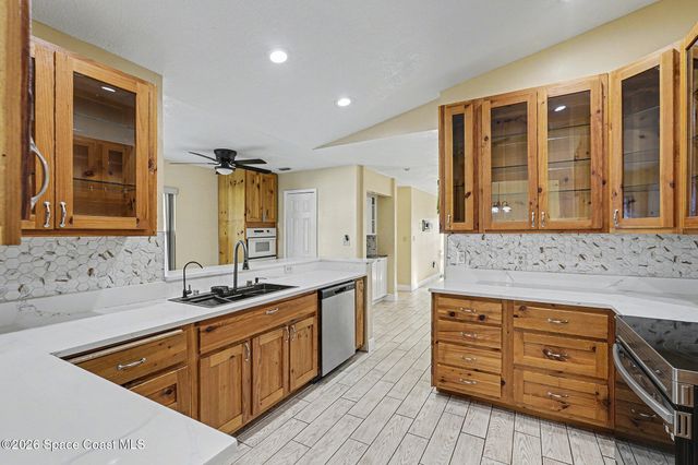 561 Carol Drive NE, Palm Bay, FL 32907