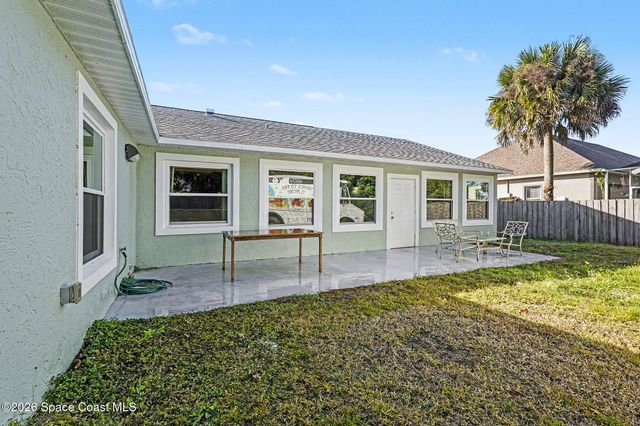 561 Carol Drive NE, Palm Bay, FL 32907