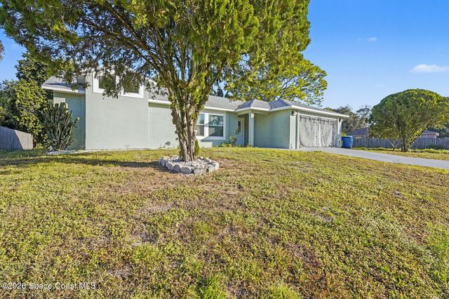 561 Carol Drive NE, Palm Bay, FL 32907