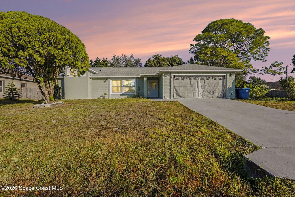561 Carol Drive NE, Palm Bay, FL 32907