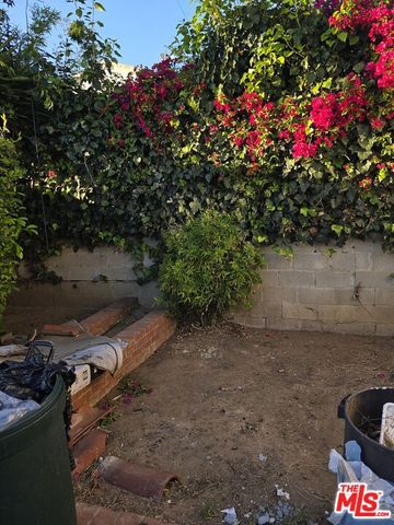 4461 W 61st Street, Los Angeles, CA 90043