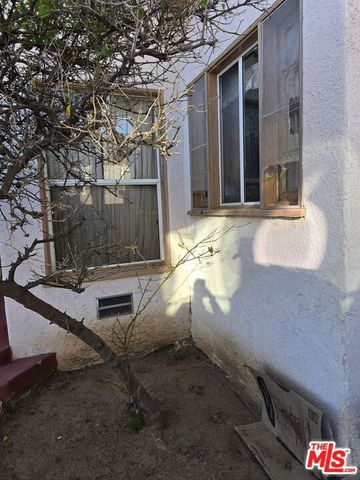 4461 W 61st Street, Los Angeles, CA 90043