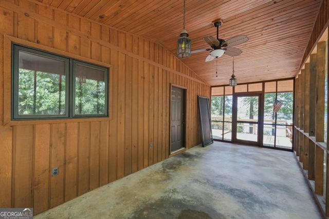 1041 Chieftian Way, White Plains, GA 30678