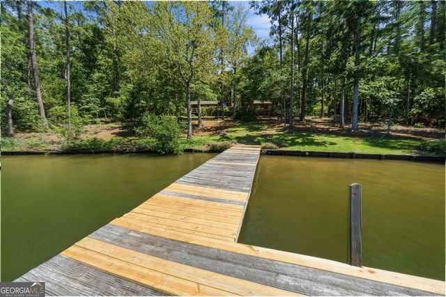 1041 Chieftian Way, White Plains, GA 30678