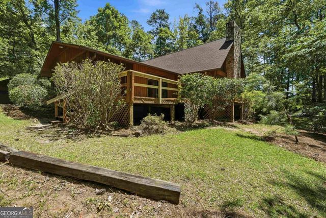 1041 Chieftian Way, White Plains, GA 30678