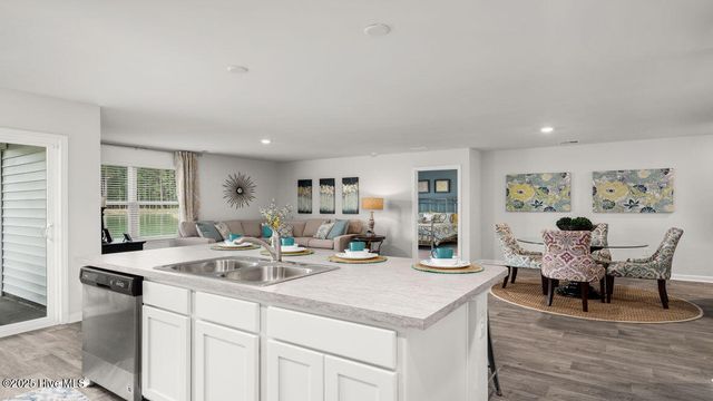 2012 Snipe Lane, Shallotte, NC 28470