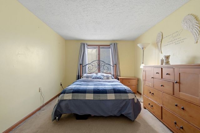 281 Boylston St D, Lowell, MA 01852