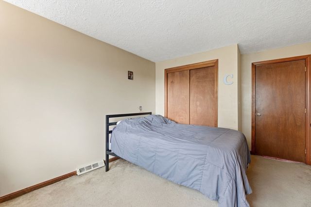 281 Boylston St D, Lowell, MA 01852