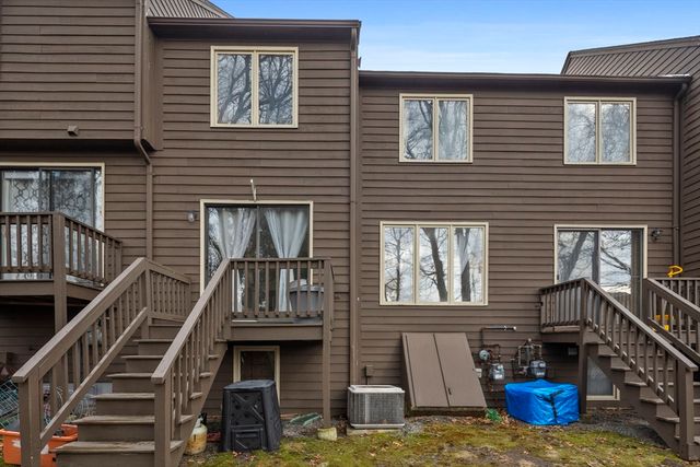 281 Boylston St D, Lowell, MA 01852