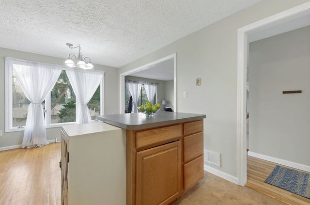 281 Boylston St D, Lowell, MA 01852