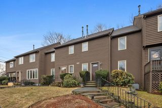 281 Boylston St D, Lowell, MA 01852