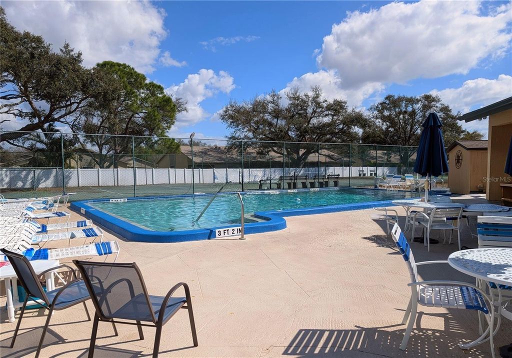 Image 30 of property listing at 2808 60TH AVENUE W 1702, Bradenton, FL 34207