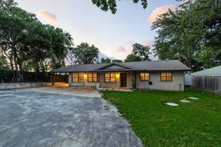 7070 Briar Road, Azle, TX 76020