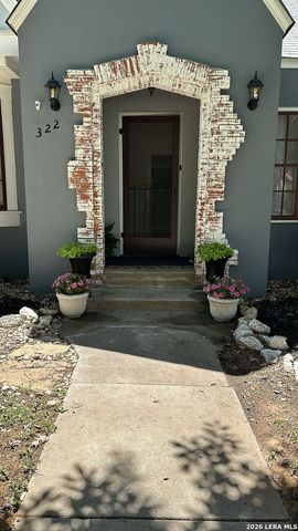 322 FURR DR, San Antonio, TX 78201