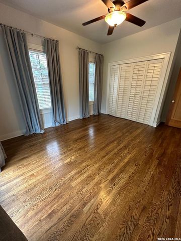 322 FURR DR, San Antonio, TX 78201