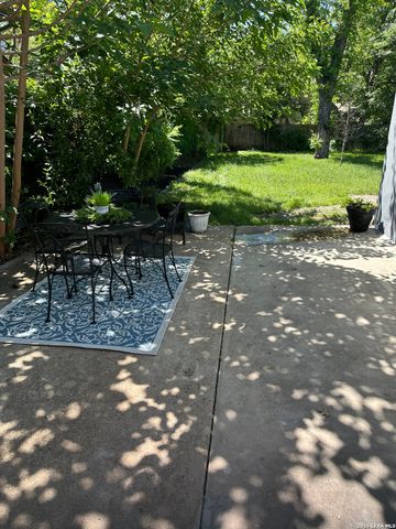 322 FURR DR, San Antonio, TX 78201