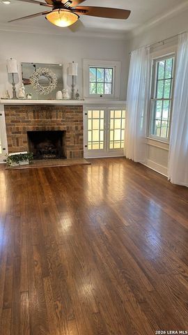 322 FURR DR, San Antonio, TX 78201