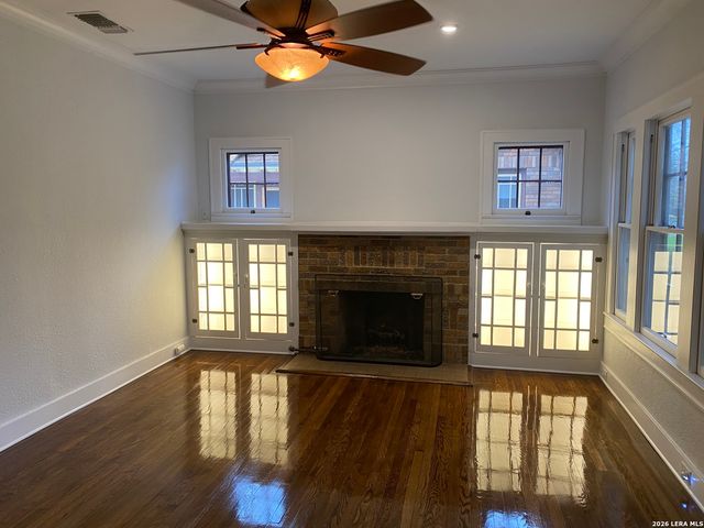 322 FURR DR, San Antonio, TX 78201