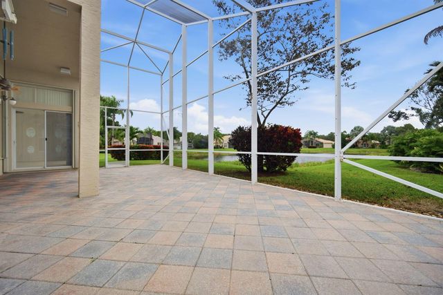 7558 Tarpon Cove Circle, Lake Worth, FL 33467