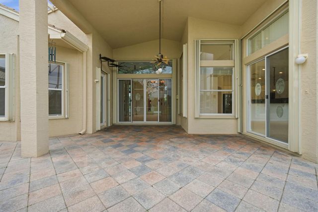 7558 Tarpon Cove Circle, Lake Worth, FL 33467