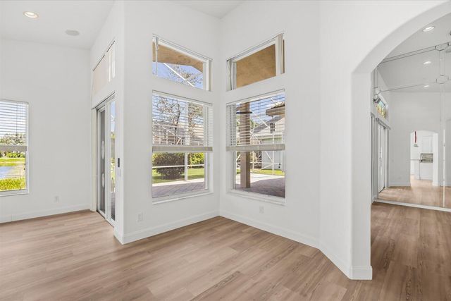 7558 Tarpon Cove Circle, Lake Worth, FL 33467