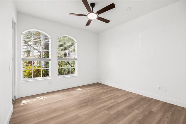 7558 Tarpon Cove Circle, Lake Worth, FL 33467