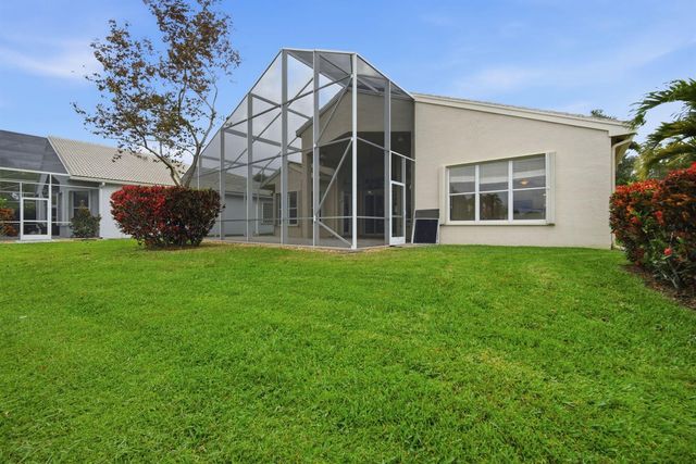 7558 Tarpon Cove Circle, Lake Worth, FL 33467
