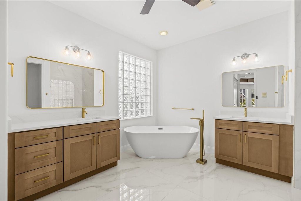 7558 Tarpon Cove Circle, Lake Worth, FL 33467