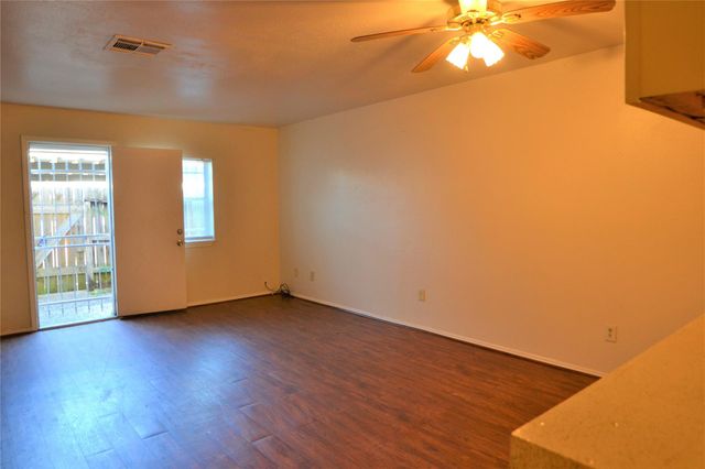 9200 W Bellfort Avenue 79, Houston, TX 77031