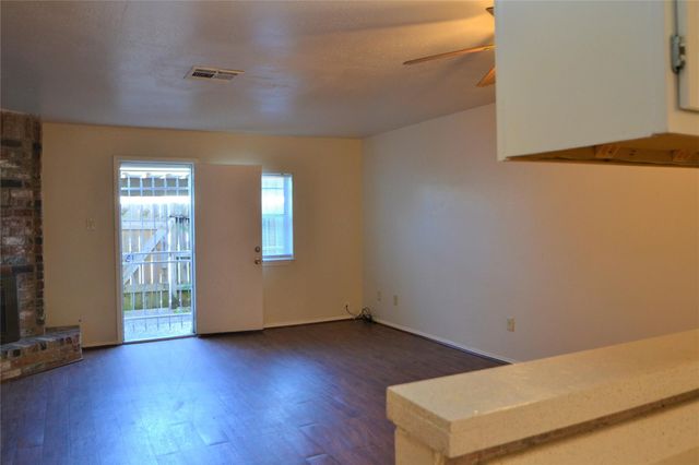 9200 W Bellfort Avenue 79, Houston, TX 77031