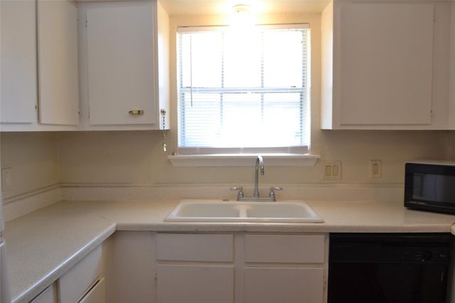 9200 W Bellfort Avenue 79, Houston, TX 77031
