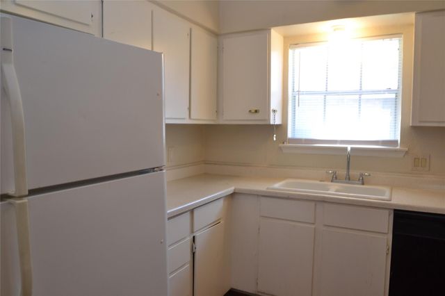 9200 W Bellfort Avenue 79, Houston, TX 77031