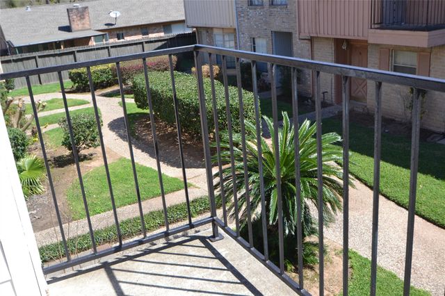9200 W Bellfort Avenue 79, Houston, TX 77031