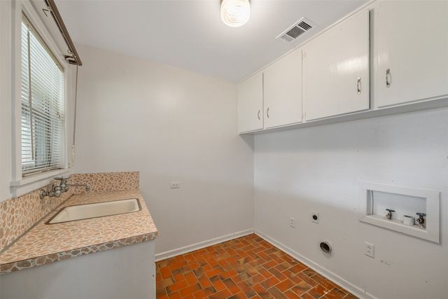 213 E Sheridan, Tyler, TX 75701