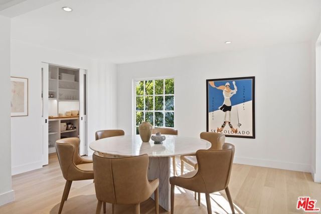 5020 Bilmoor Avenue, Los Angeles, CA 91356