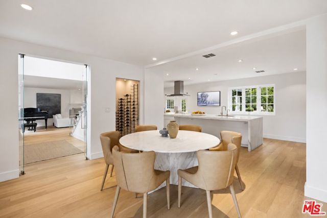 5020 Bilmoor Avenue, Los Angeles, CA 91356