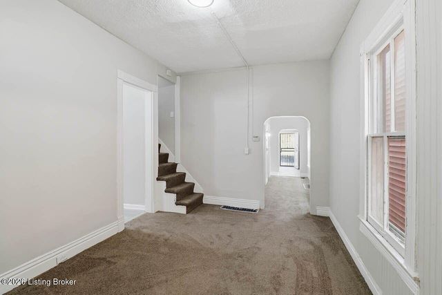 2324 Magazine St, Louisville, KY 40211